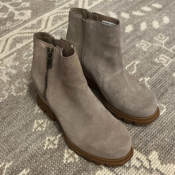 Sorel Joan of Arctic wedge boot bootie suede grey 8 women *flaw* - Picture 1 of 11